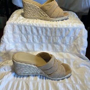 Vince Camuto Neutral Tan Suede Espadrille Wedge Slides